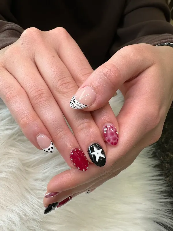 K&V Nails Spa (Strongsville, OH) — Nail salon in Strongsville